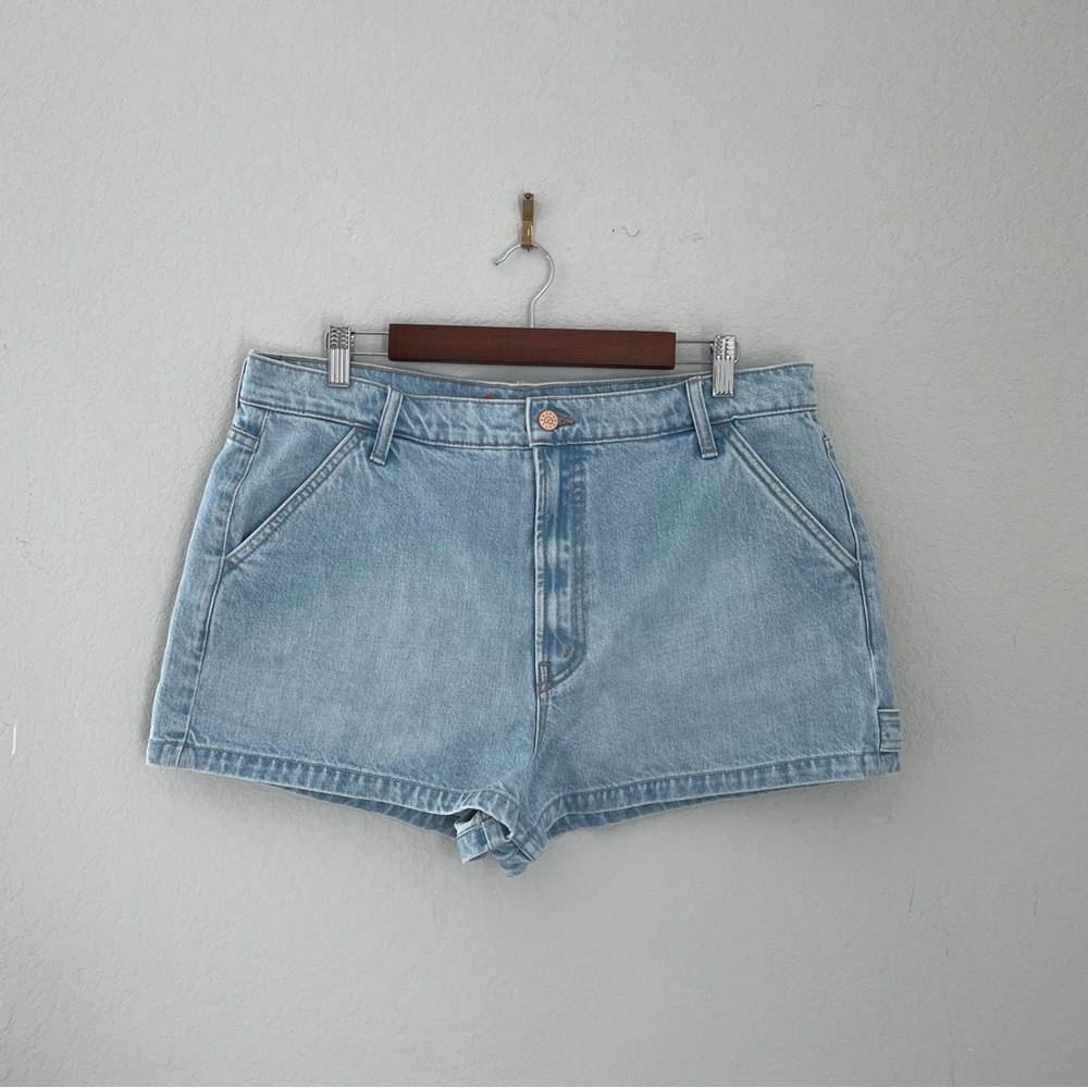 Mother Snacks Denim Shorts The Fun Dip Utility Size 32 Light Wash
